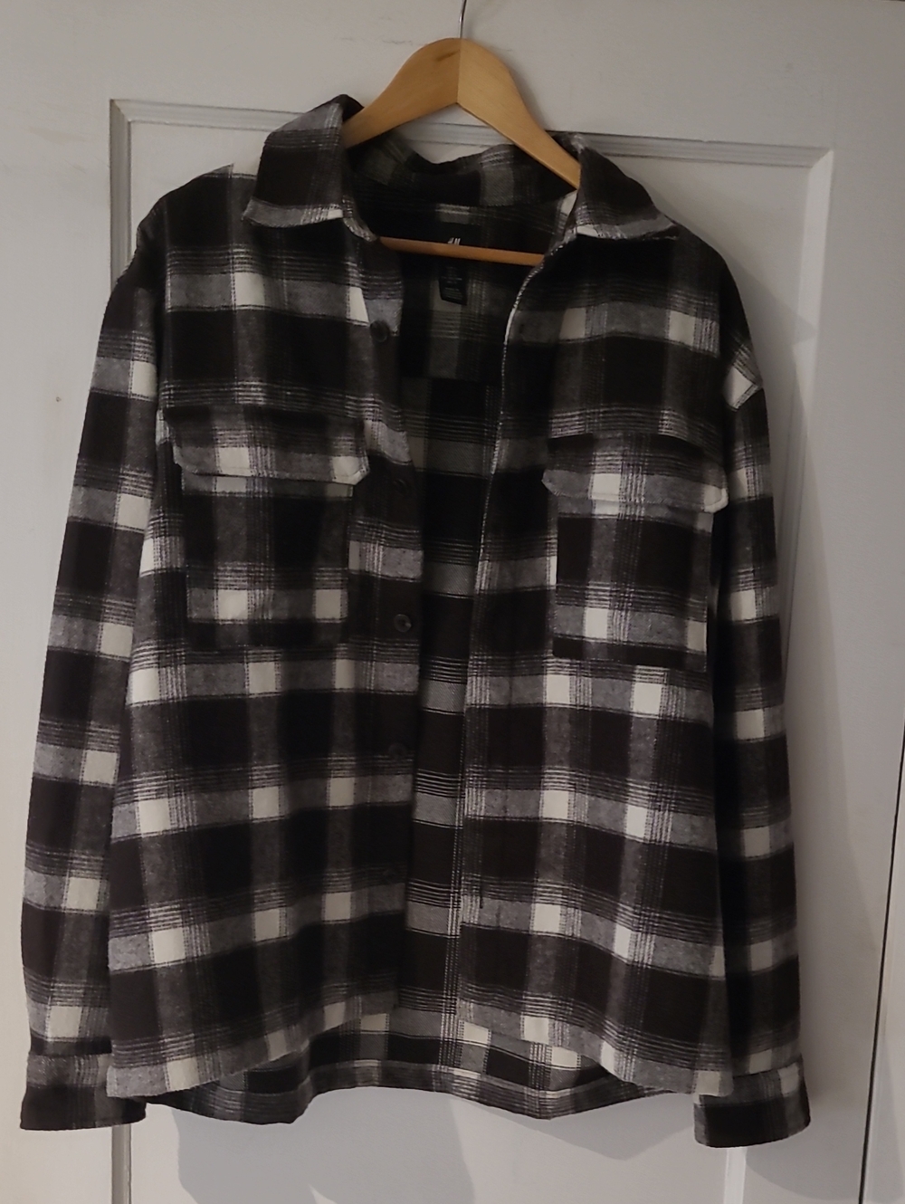 H&M Men's Black and White Plaid Lightweight Shirt Jacket, unisex, size Large